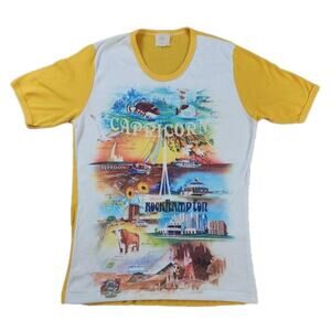Vintage Capricorn Coast Tourist Organization T-shirt.